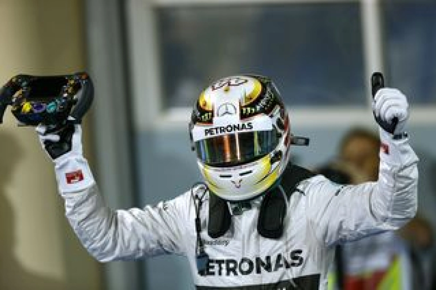 Australia – Qualifications: Hamilton on pole and all-Mercedes front row