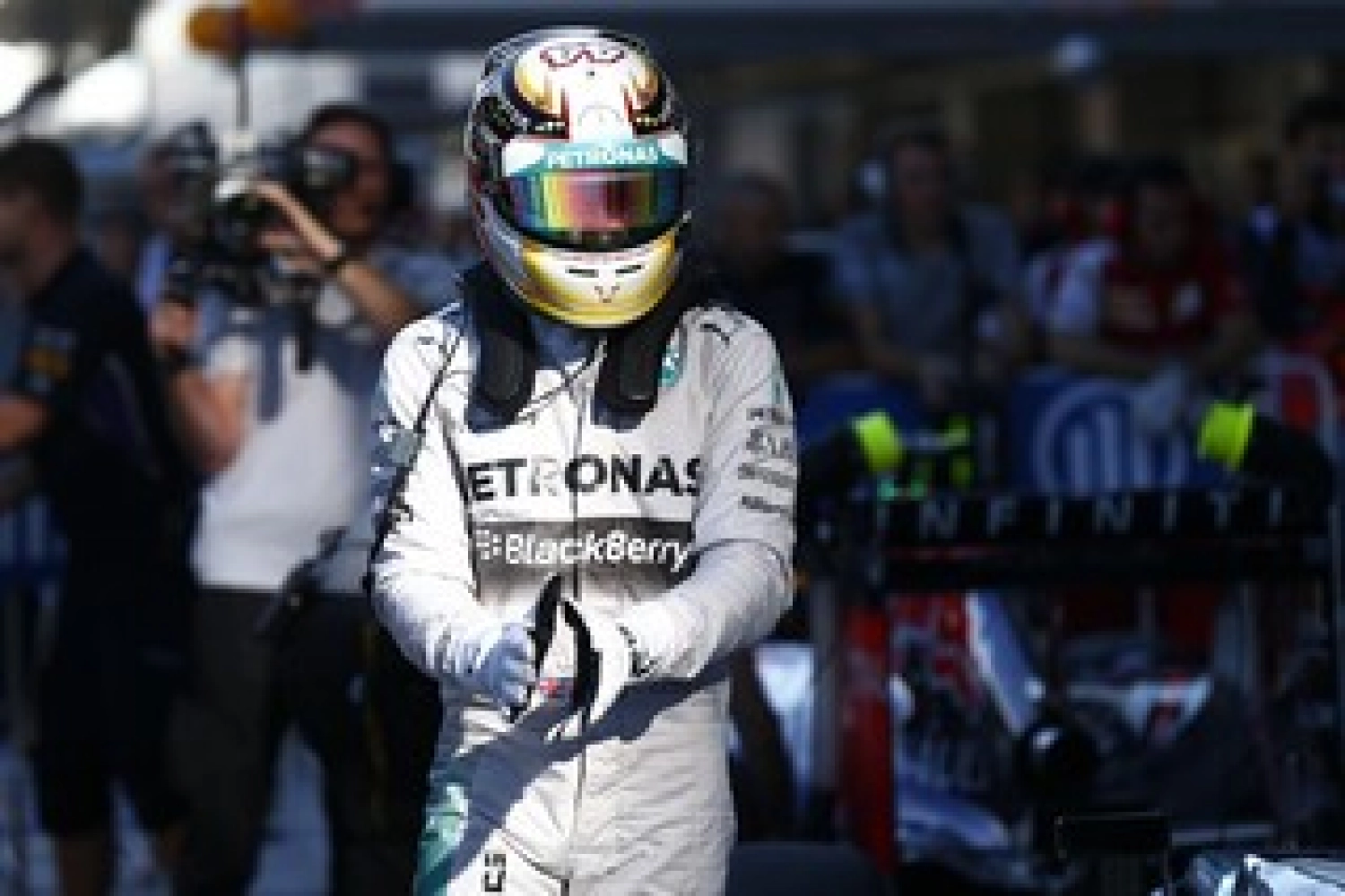 Lewis Hamilton wants to equal Ayrton Senna