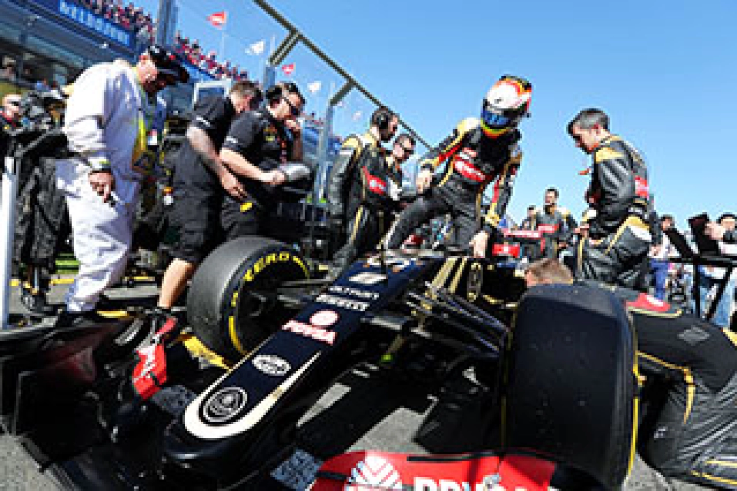 Huge disappointment for Lotus in Melbourne