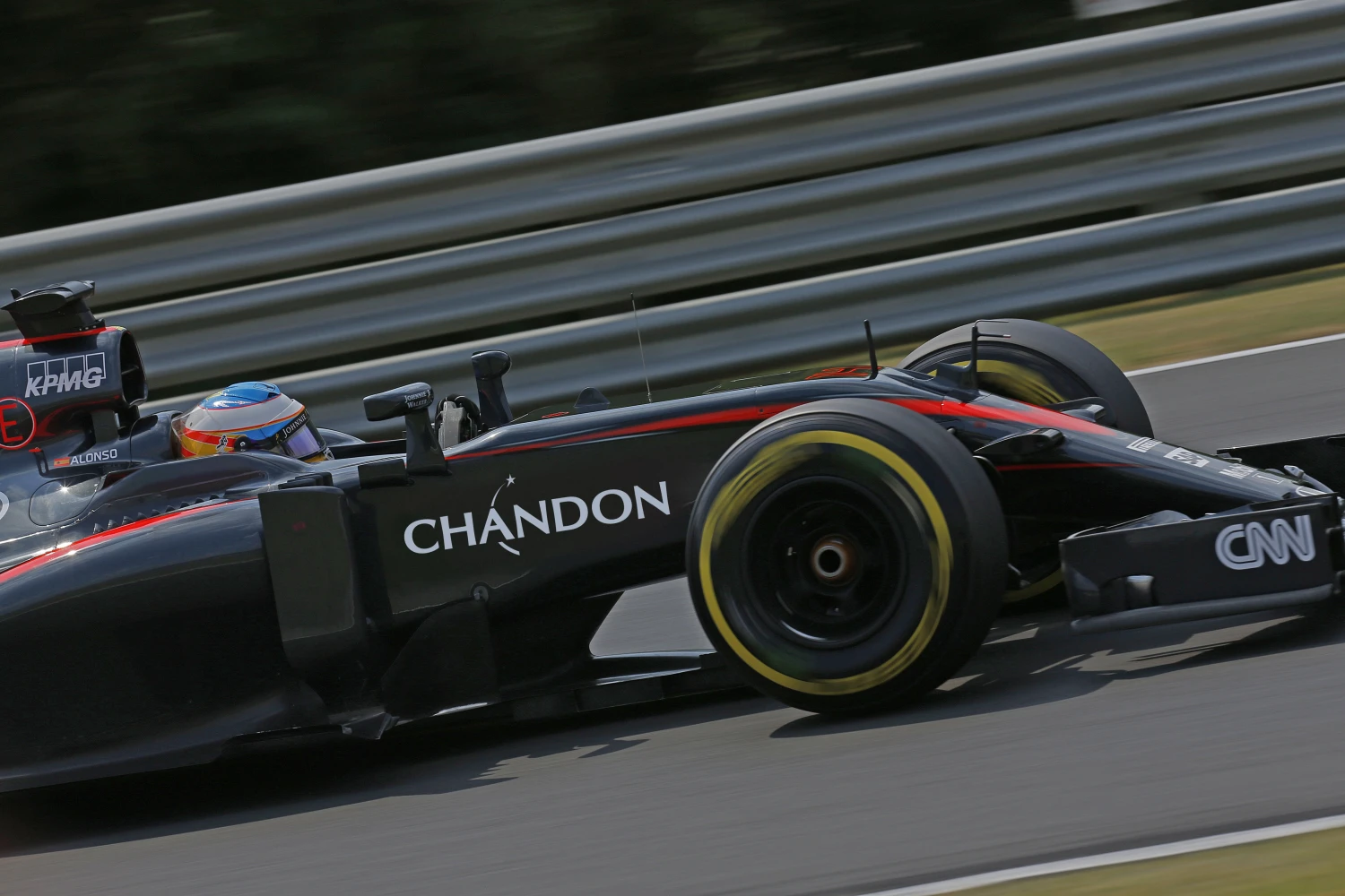 Chandon partners with McLaren