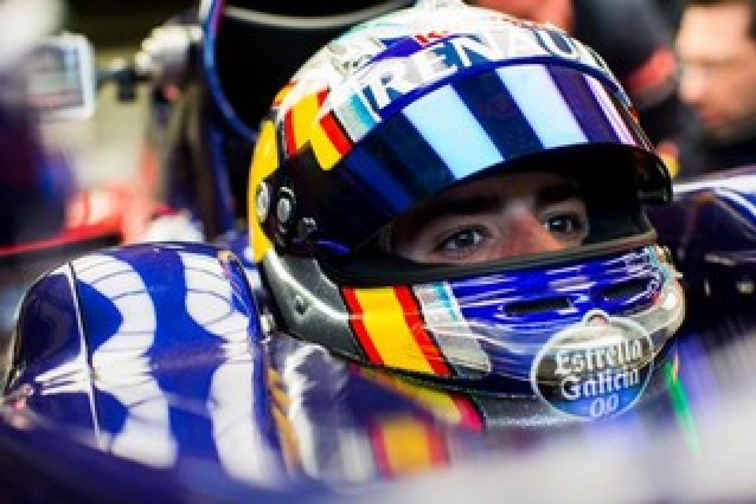 Toro Rosso: Sainz qualifies for Q3 and takes the lead against Verstappen