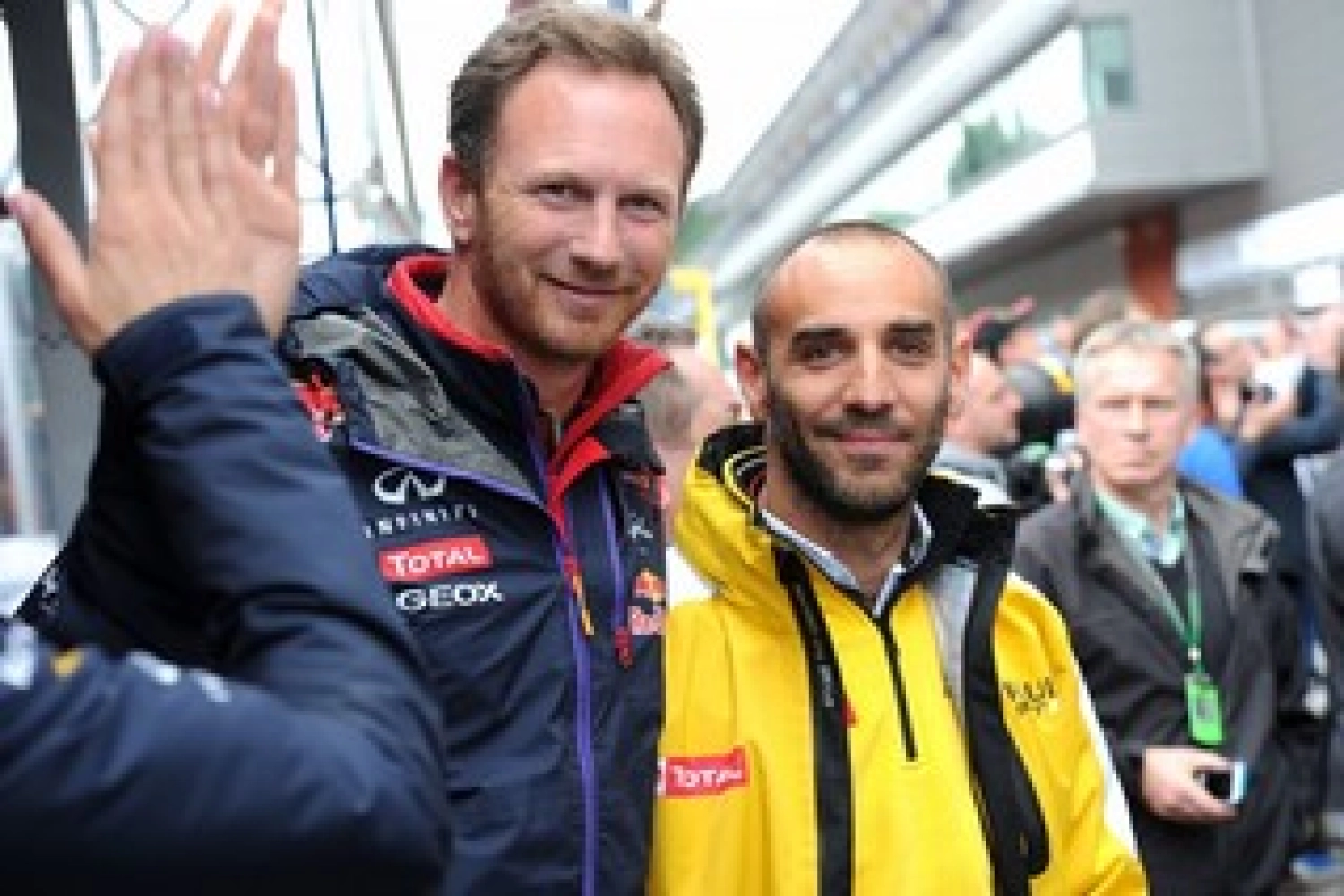 Renault recruits from Porsche and Ferrari and aims for “5 victories” in 2015