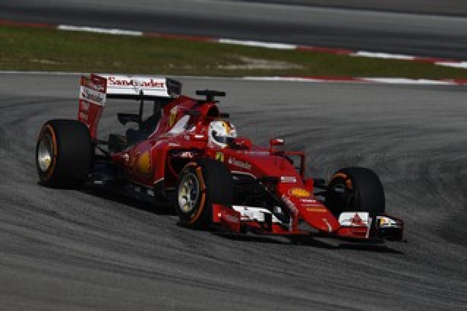 Vettel believes that Red Bull and Toro Rosso can compete with Ferrari