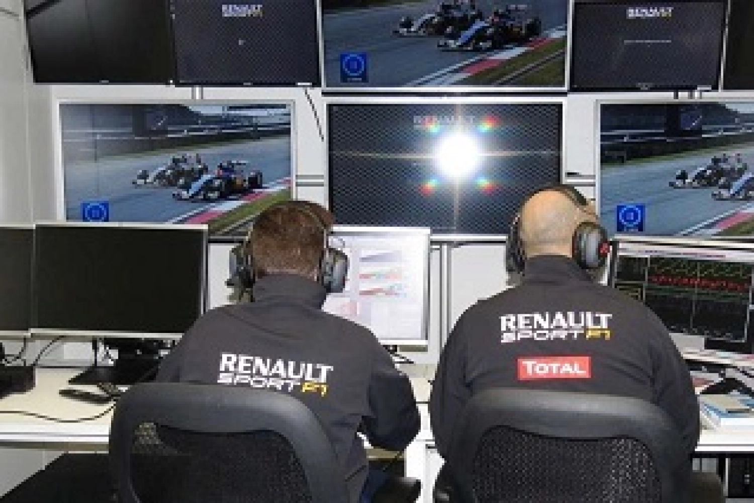 The 2016 season is likely to be “difficult” for Renault F1