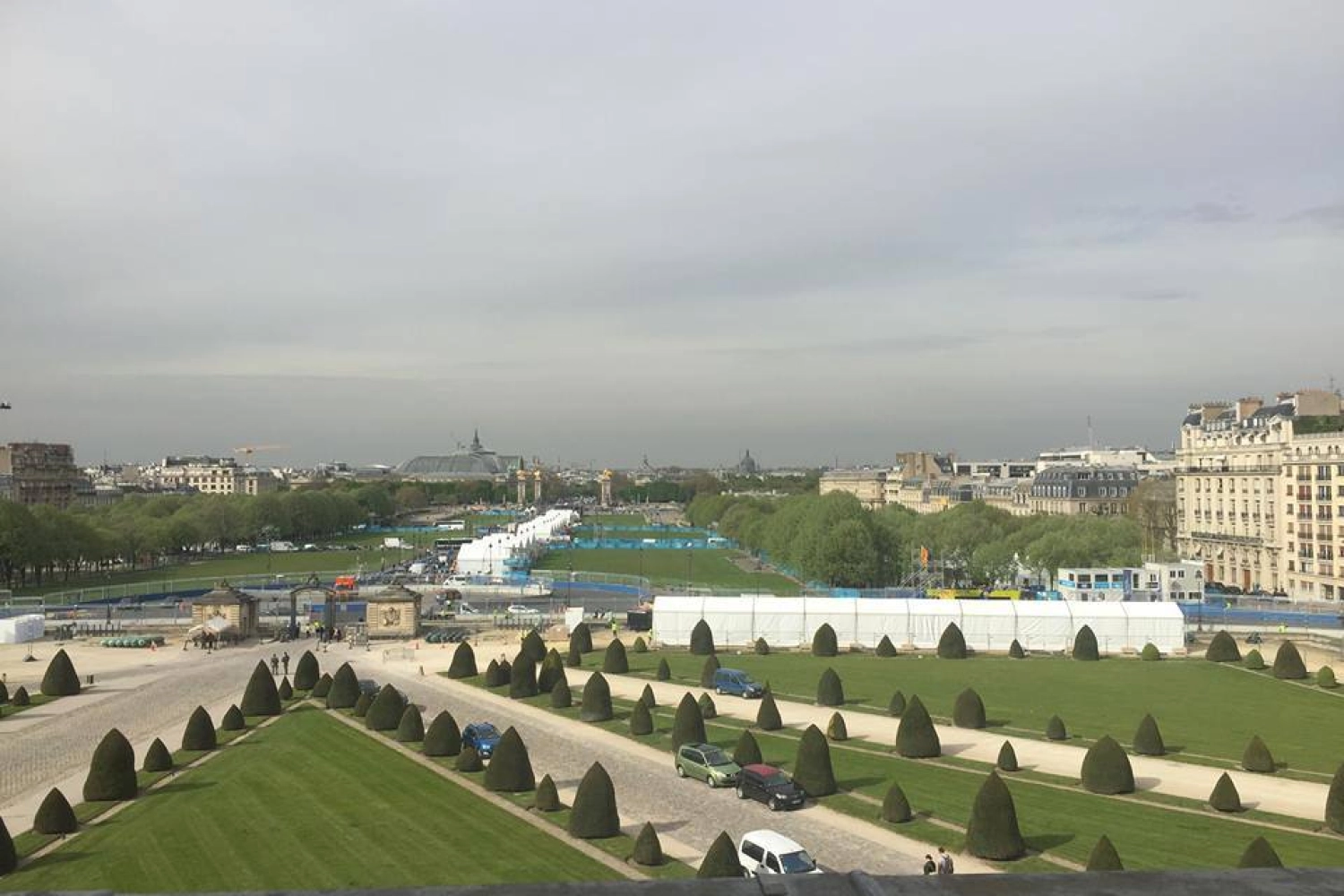 Friday in Paris: drivers in the starting-blocks!