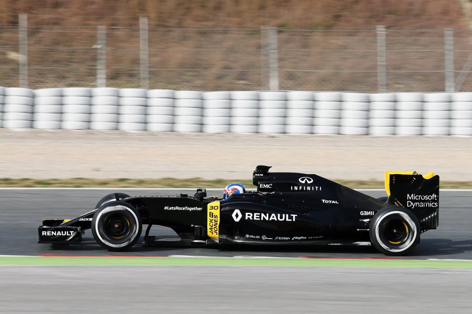 Renault F1: Magnussen beaten by Ericsson, Palmer by Haryanto