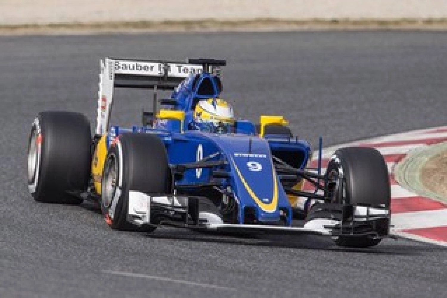 The two Saubers out in Q1 in Melbourne