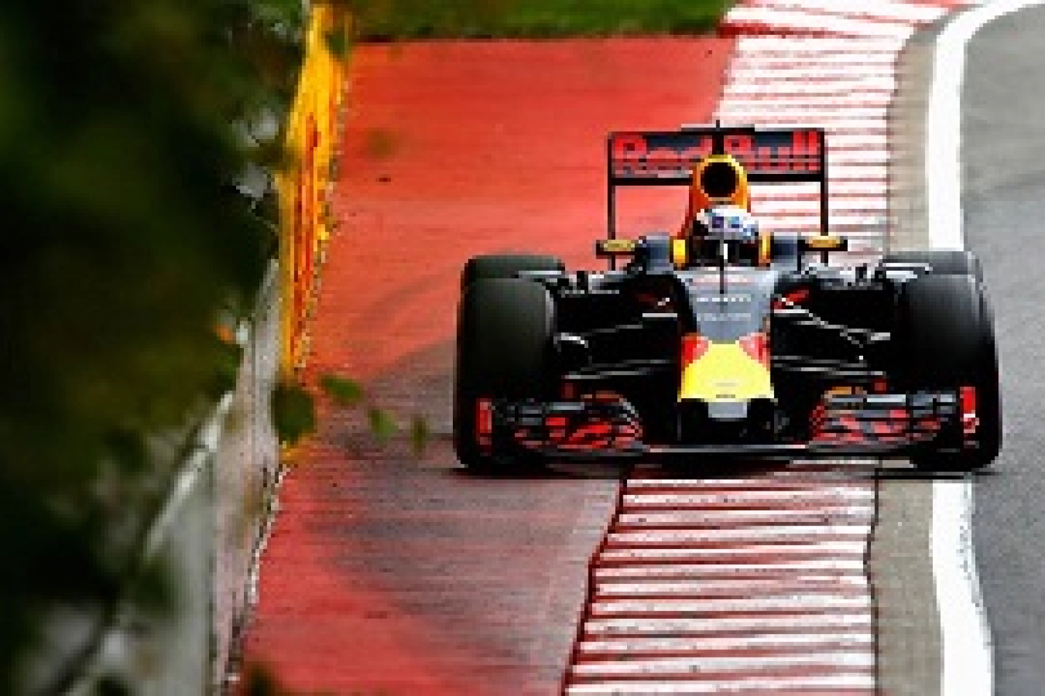 Satisfaction at Red Bull after successful qualifying