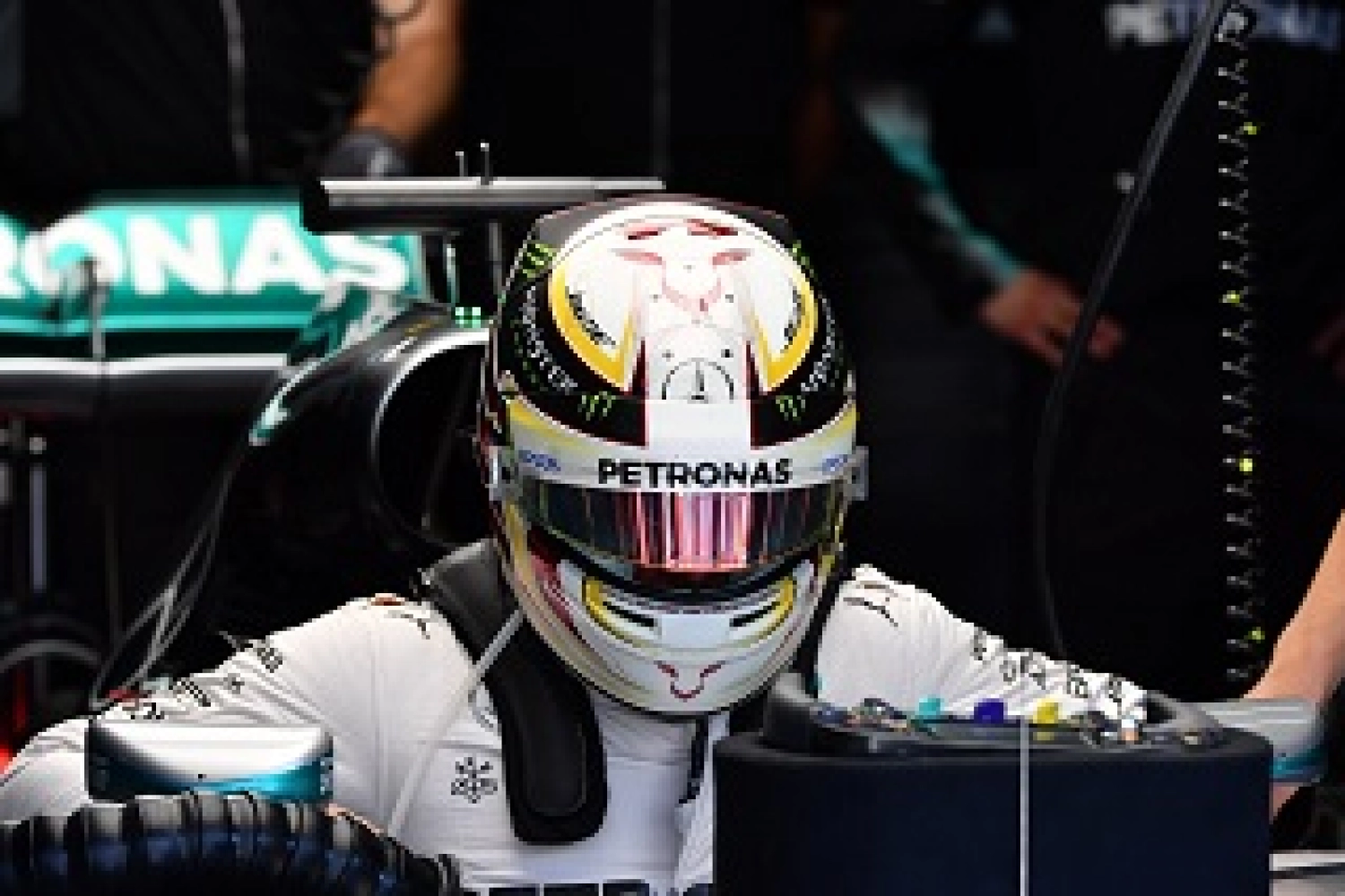 Malaysia – Free Practice 3: Hamilton takes the lead over Verstappen
