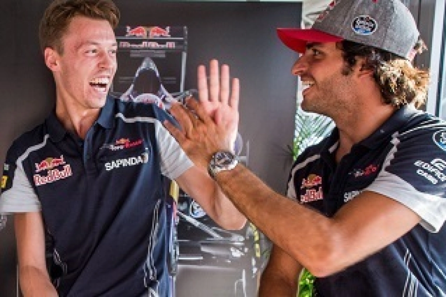 Official: Kvyat confirmed at Toro Rosso for 2017