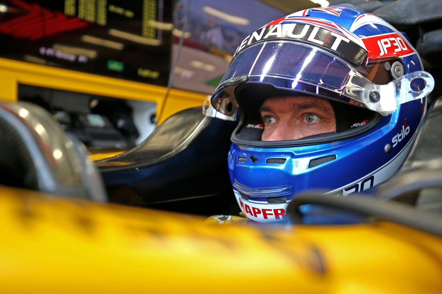 Renault: Jolyon Palmer scores his first points of the season