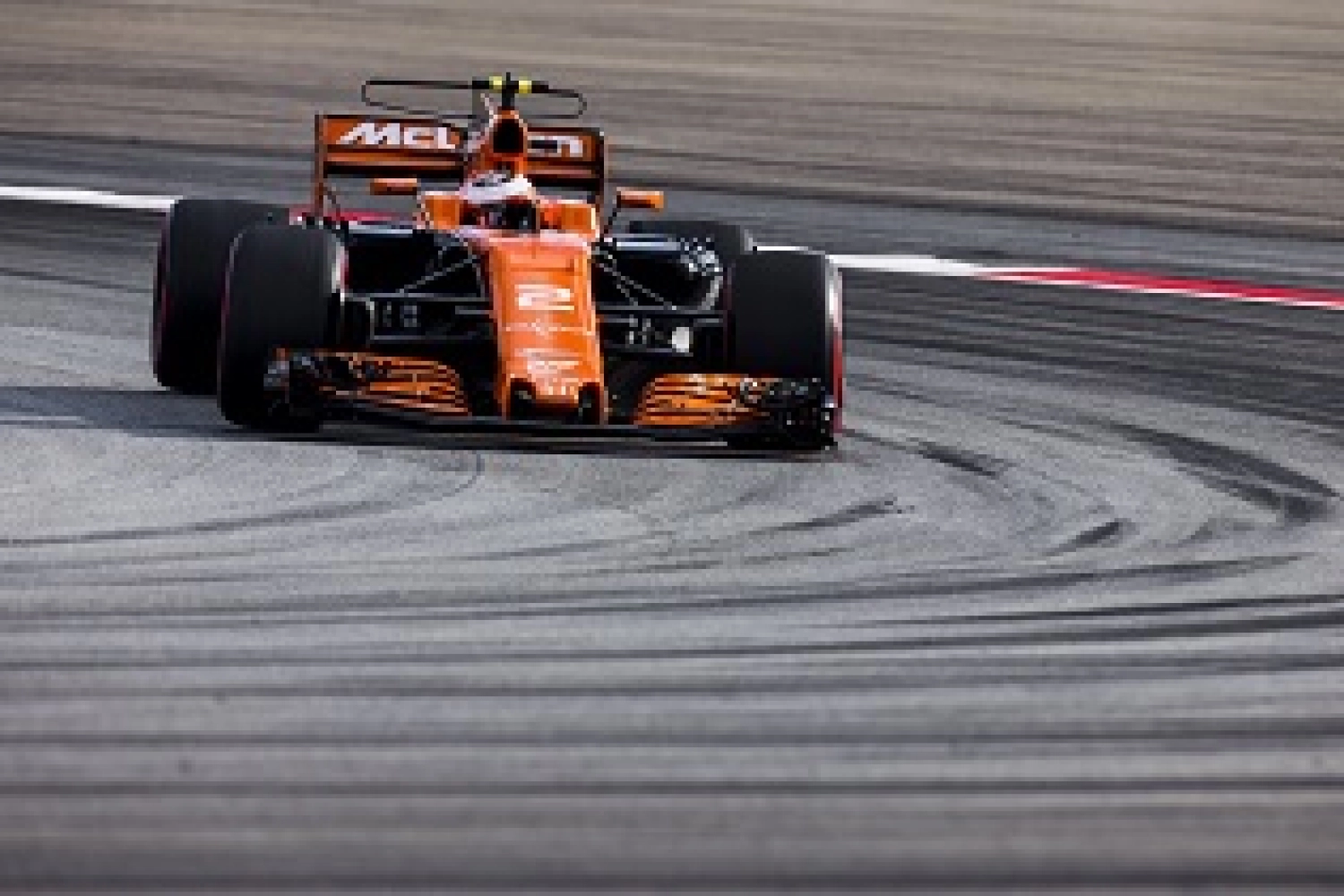 Stoffel Vandoorne tames Fernando Alonso in the race and in the championship