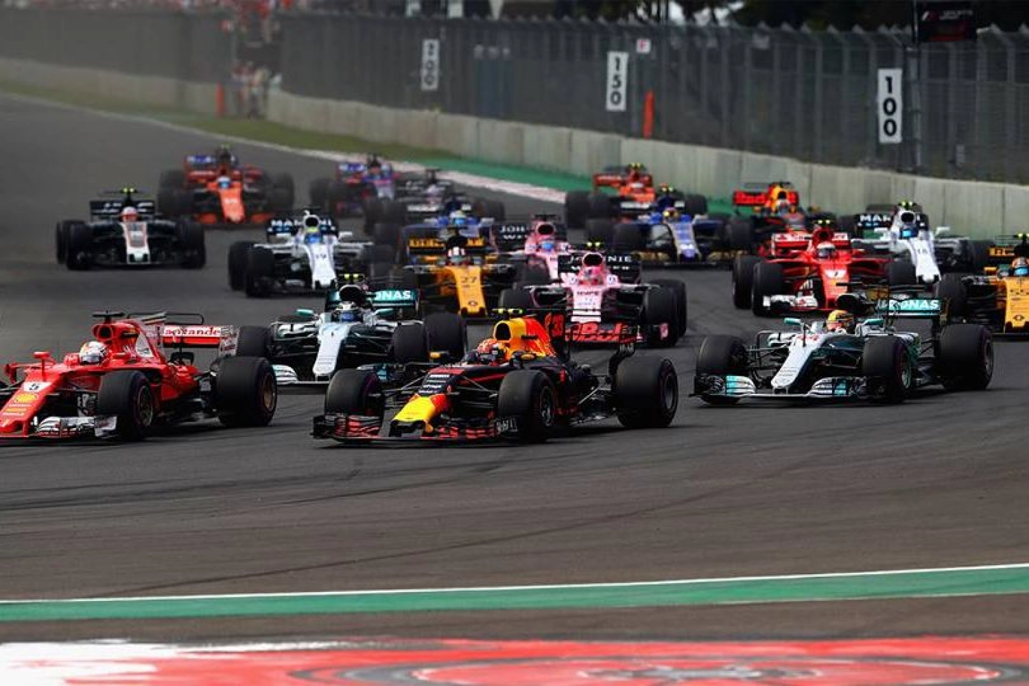 Mexico – Race: Verstappen in solitude, funny title for Hamilton!
