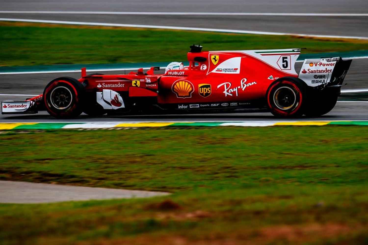 Brazil – Race: Consolation prize for Vettel and honorary award for Hamilton!