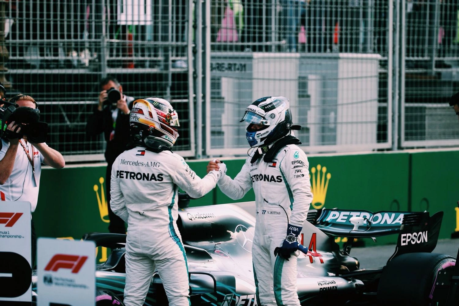 For Hamilton, “Valtteri deserved the victory”: the top 3 statements in Baku!