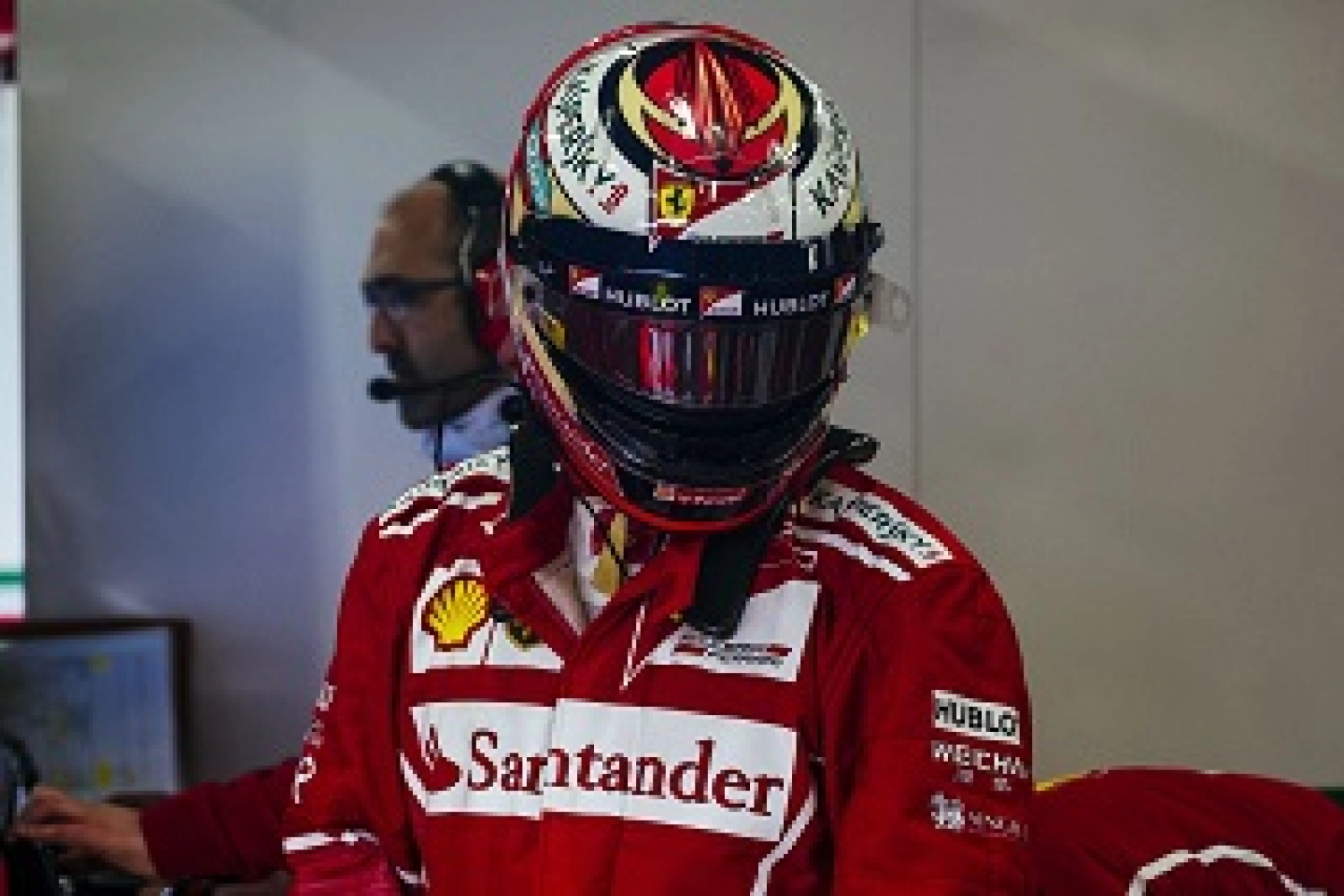 Bahrain – FP2: Ferrari Positions Itself, Hamilton Dives for Penalty
