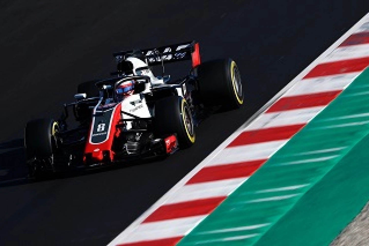 Official: Romain Grosjean penalized following the accident in Spain