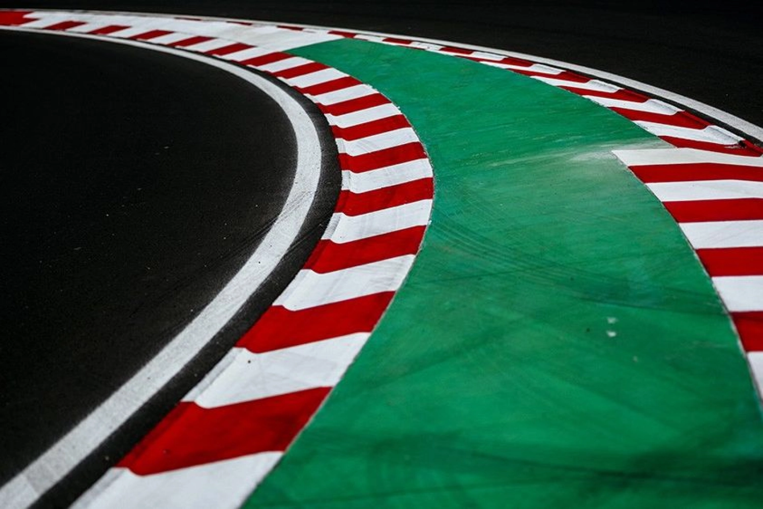 Hungary – Presentation: It’s not holiday time yet!