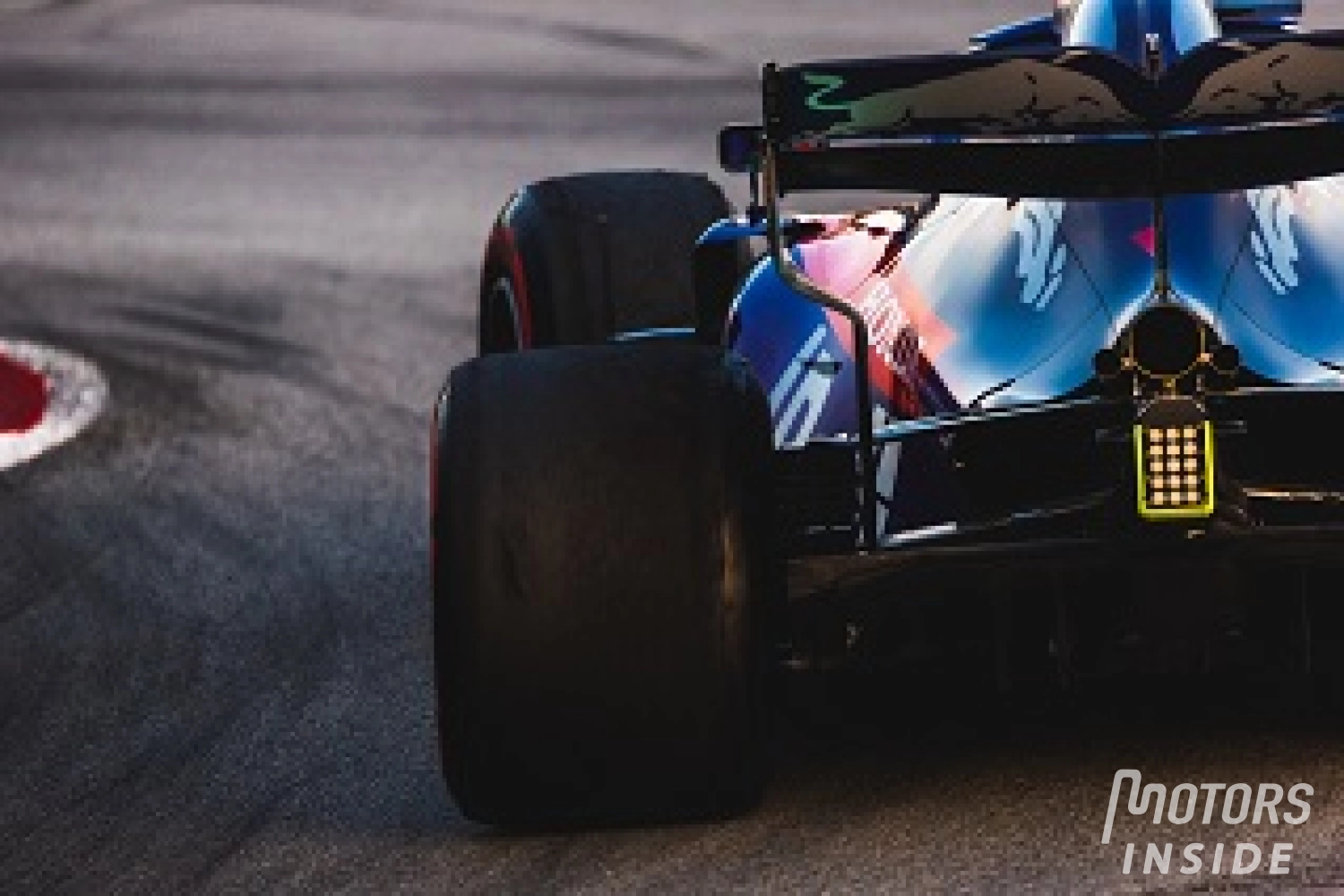 Barcelona Winter Tests – Day 3: An Astonishing Kvyat Puts His Toro Rosso on Top