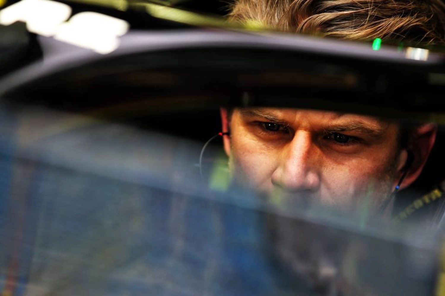 Two withdrawals in quick succession at Sakhir for the Renault F1 Team!