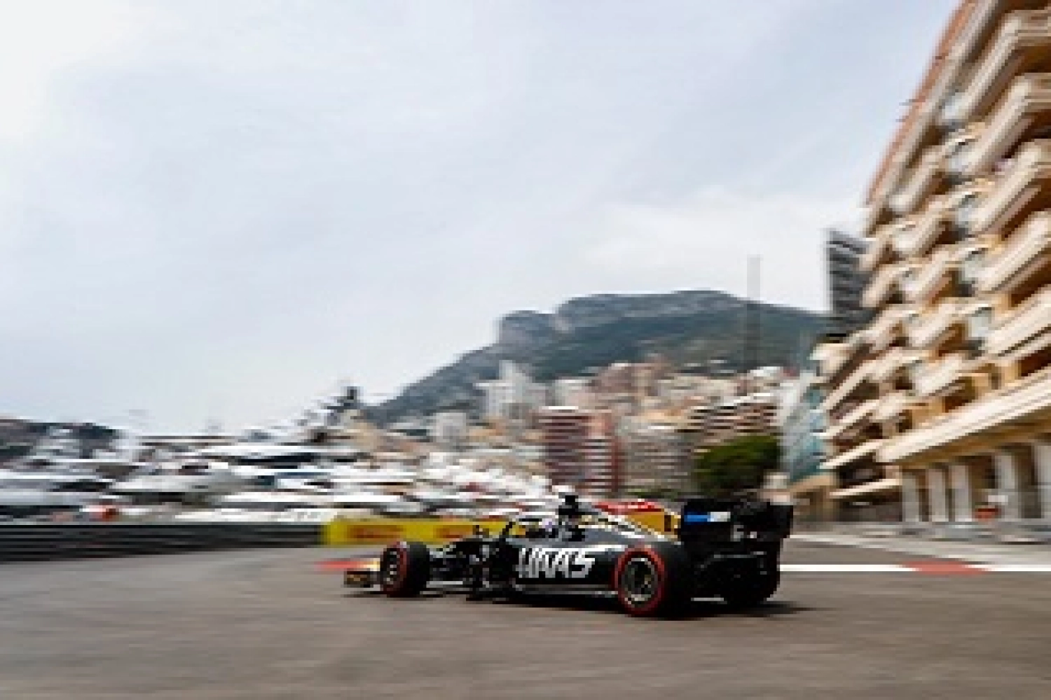 Grosjean: “I’m sick and tired of not having any luck!”