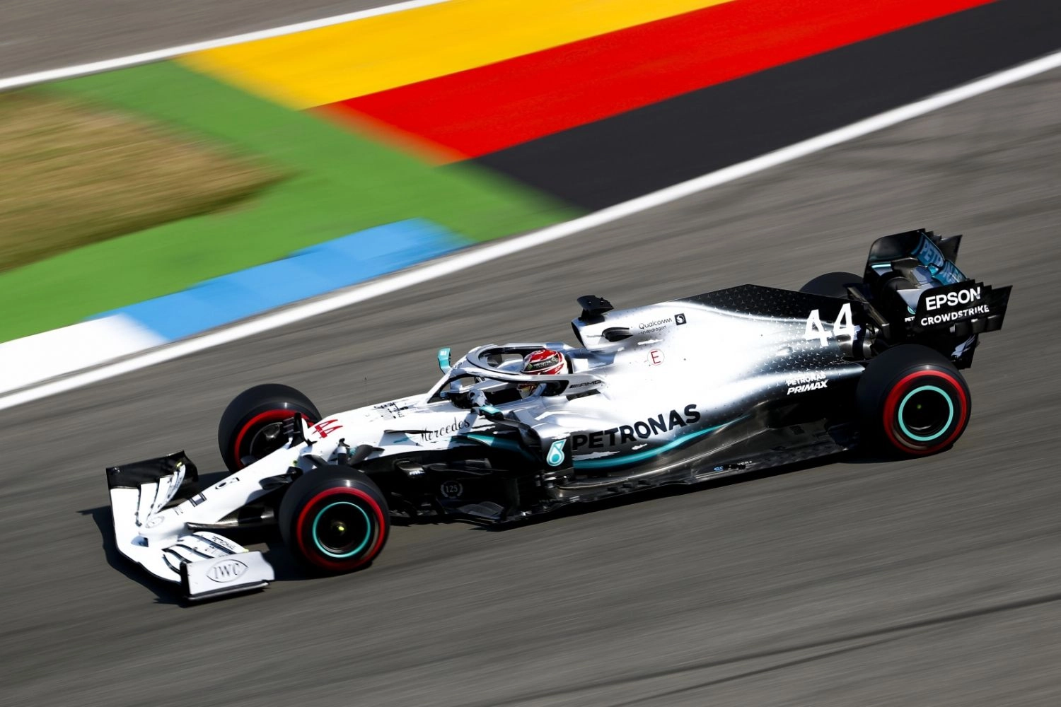 Germany – Qualifying: Dominant Hamilton, Ferrari at a Standstill