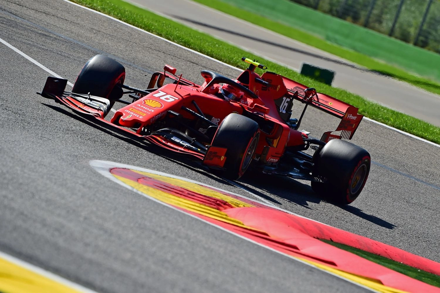 Belgium – Free Practice 3: Leclerc the fastest before qualifying, Hamilton crashes into the wall