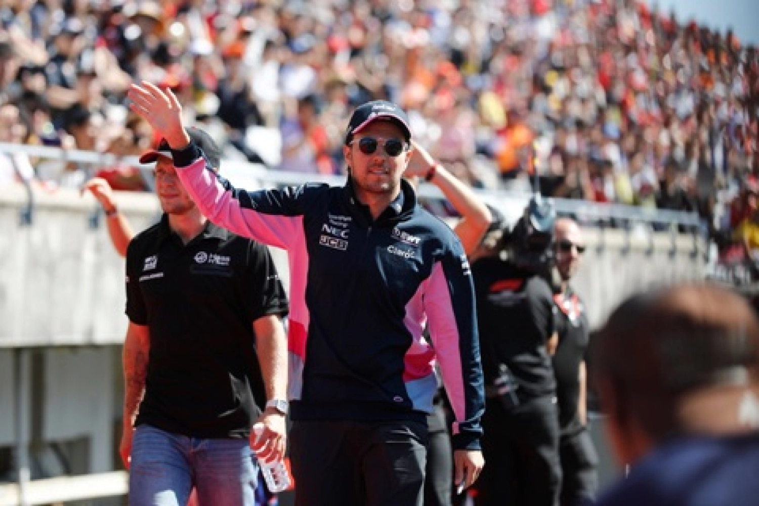 Unusual: Pérez finishes in the points despite a crash on the last lap