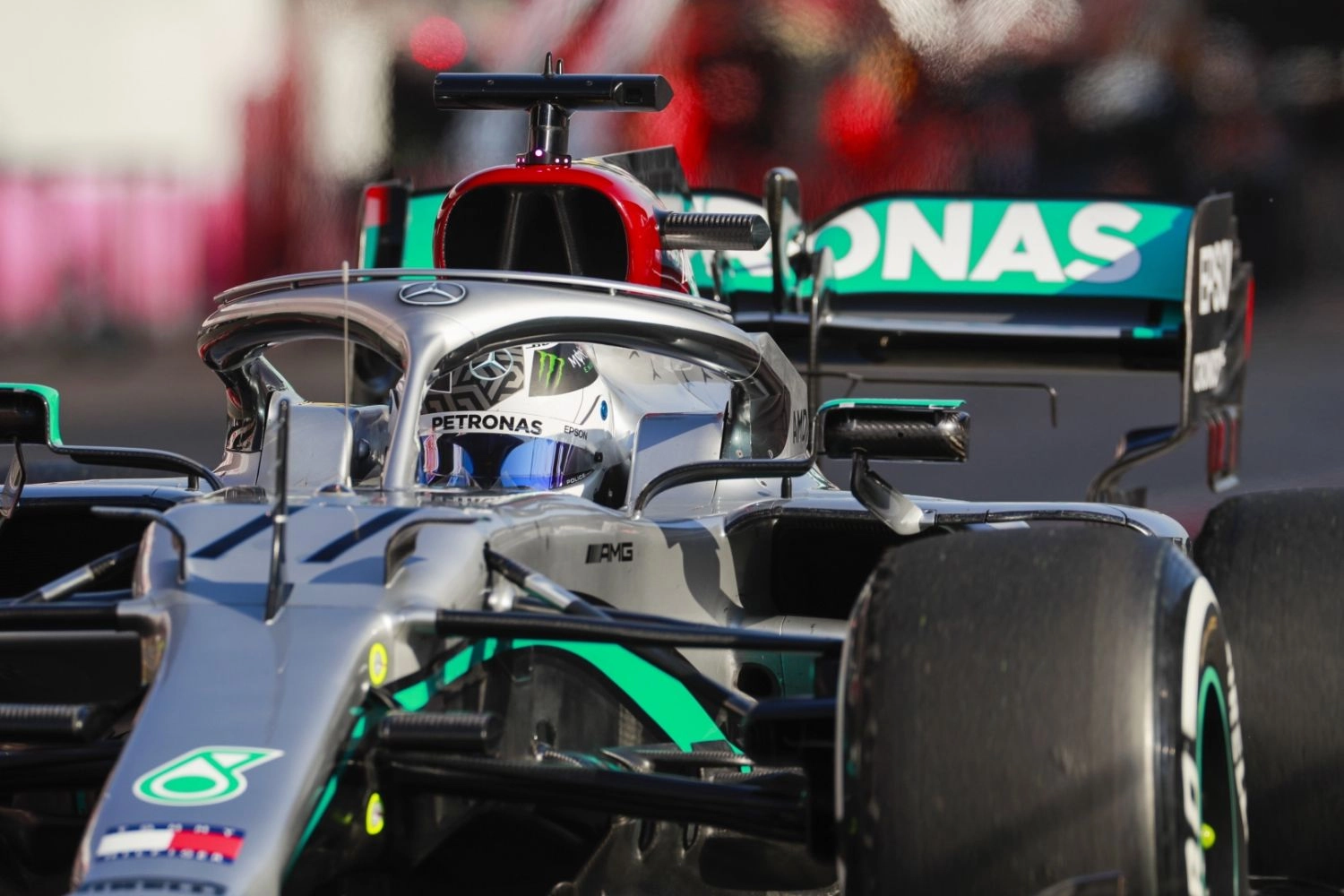 Barcelona Testing – Day 3: Bottas and Hamilton on top, 4 red flags