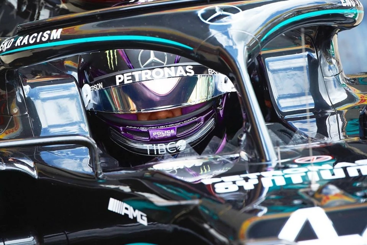 United Kingdom – Race: a story of punctures and the jackpot for Hamilton, ahead of Verstappen and Leclerc!