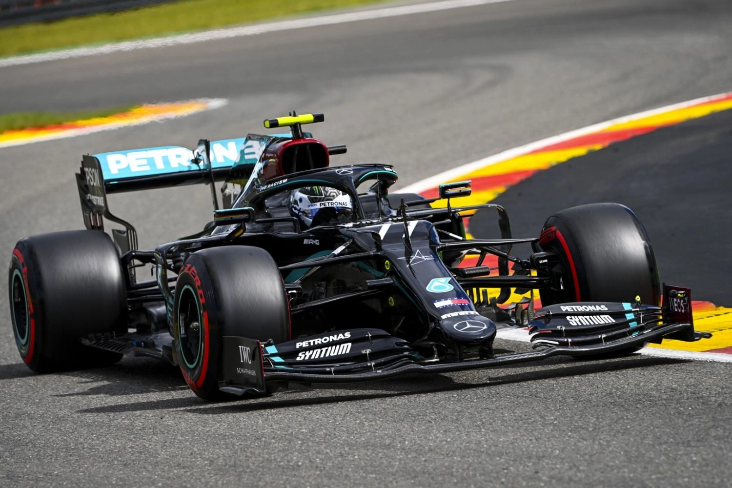 Italian Grand Prix – Free Practice 1 – Bottas on top, Verstappen on the edge