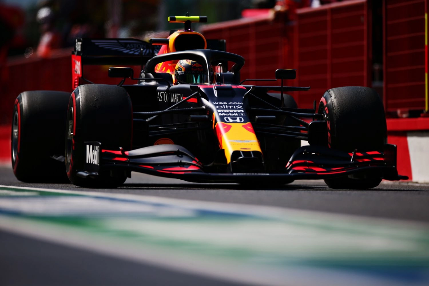 Verstappen vs Albon: Is the gap widening further?