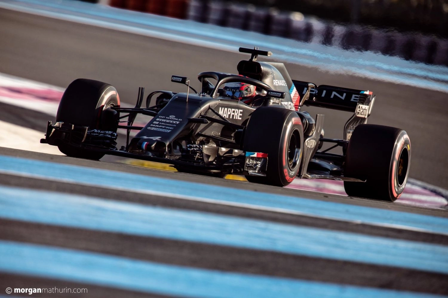 Alpine tests itself at the Circuit de Castellet