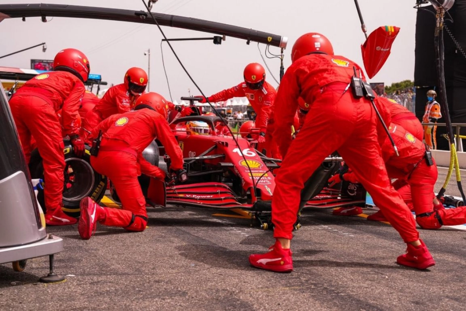 French-speaking assessment: Disaster for Charles Leclerc in France
