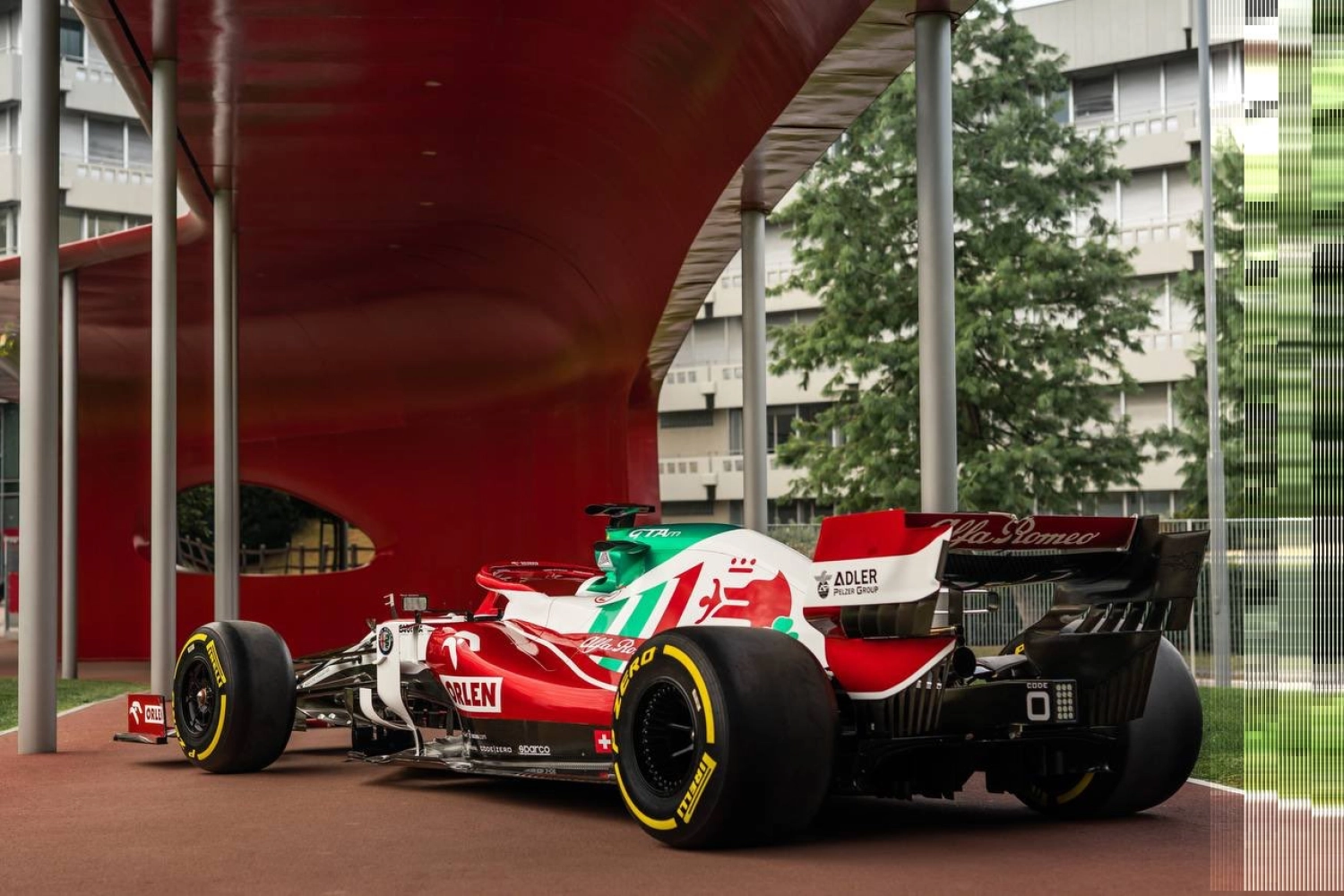 Special liveries for Alfa Romeo and Aston Martin at Monza