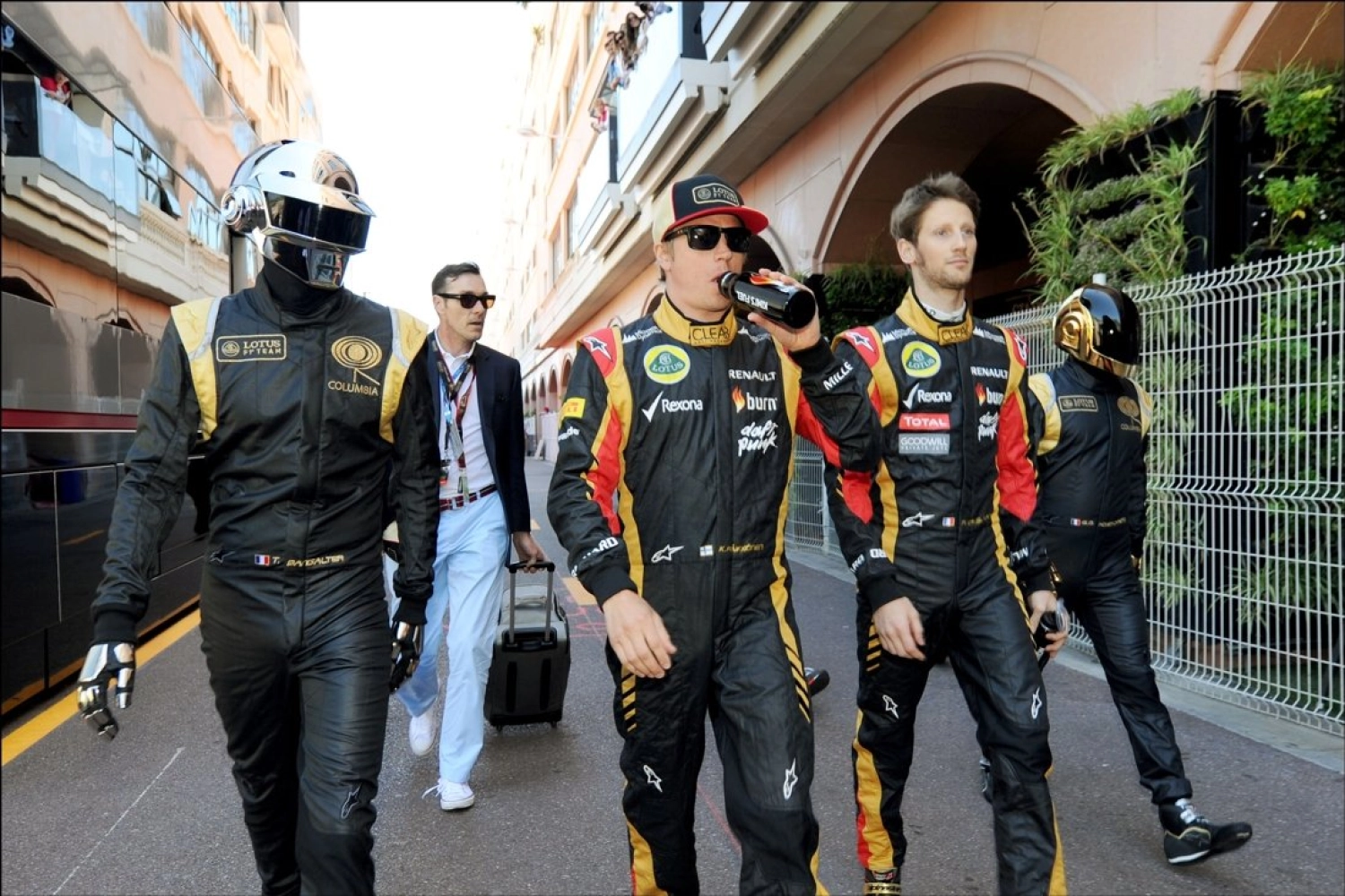 Romain Grosjean unveils his first message received from Räikkönen