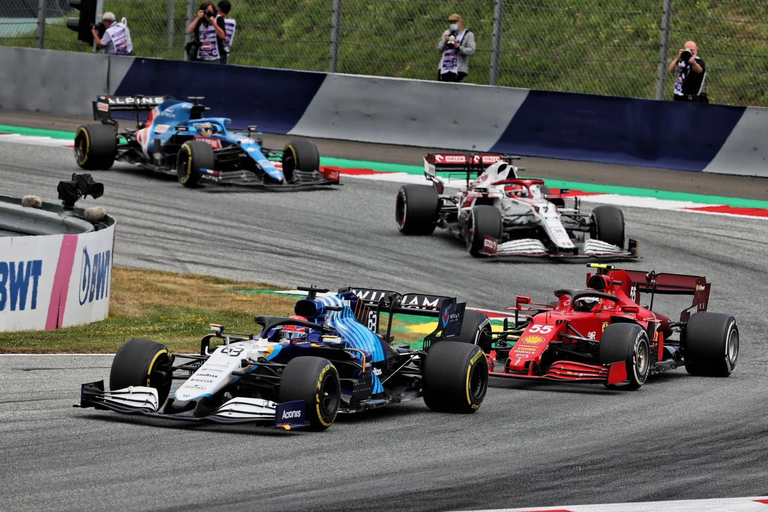 The battle is raging at all levels among the constructors at the end of this season