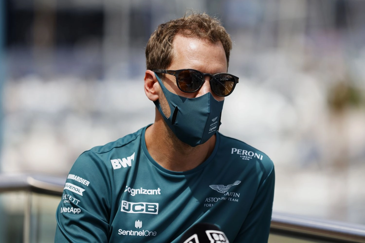 Vettel hopes that Red Bull does not prevent Perez from winning on Sunday