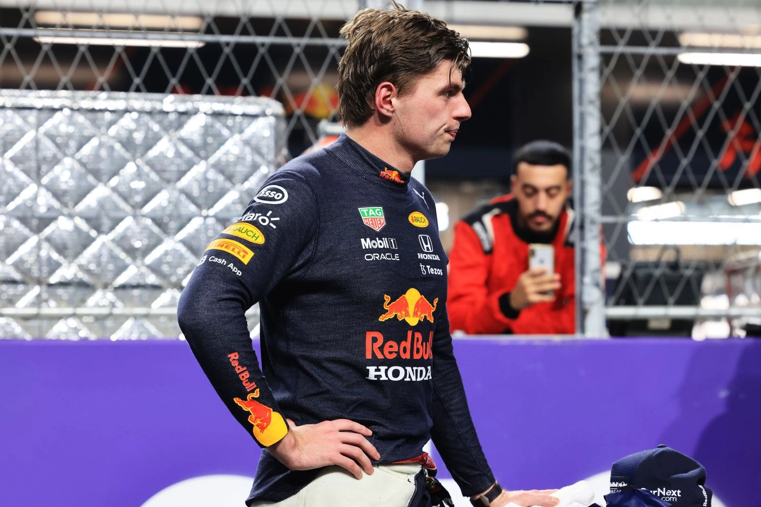 Saudi Arabia Grand Prix – Verstappen: “I wanted to let Lewis pass, but we didn’t understand each other”