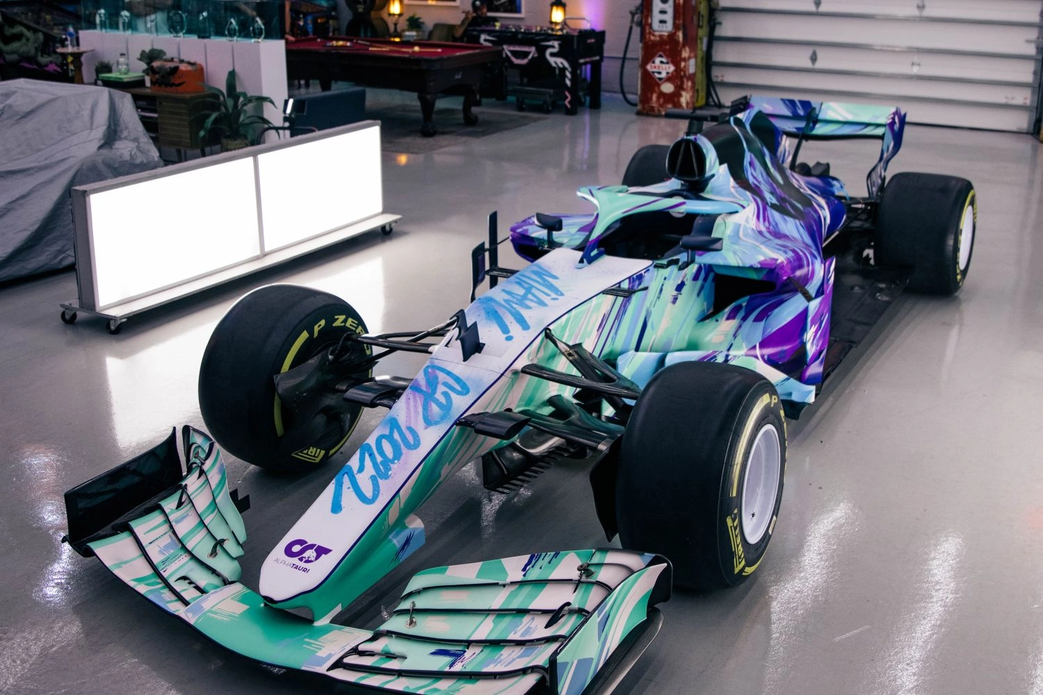 Gasly and Tsunoda are promoting AlphaTauri with a graffiti-painted F1