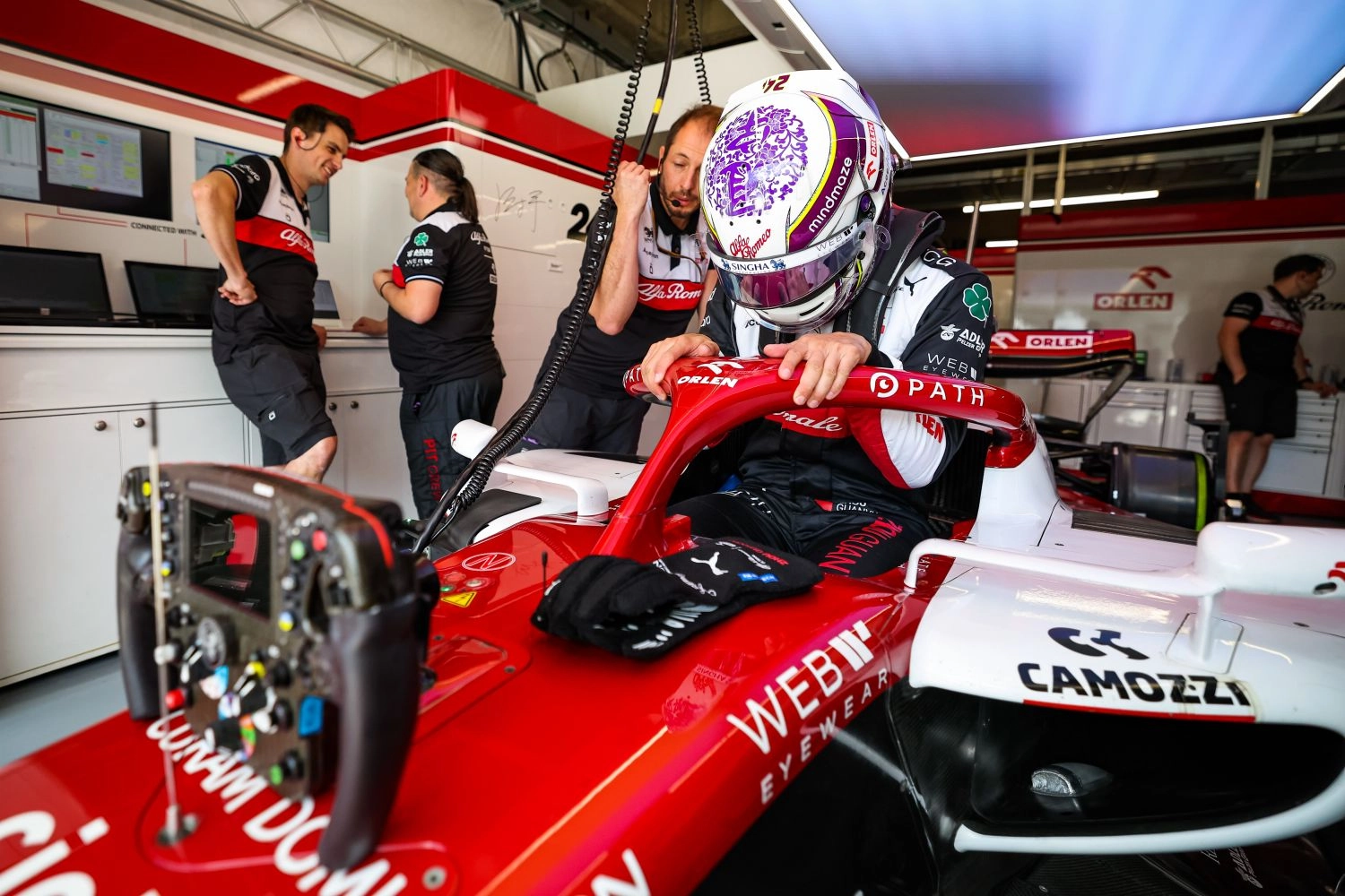 Alfa Romeo and Haas break the curfew