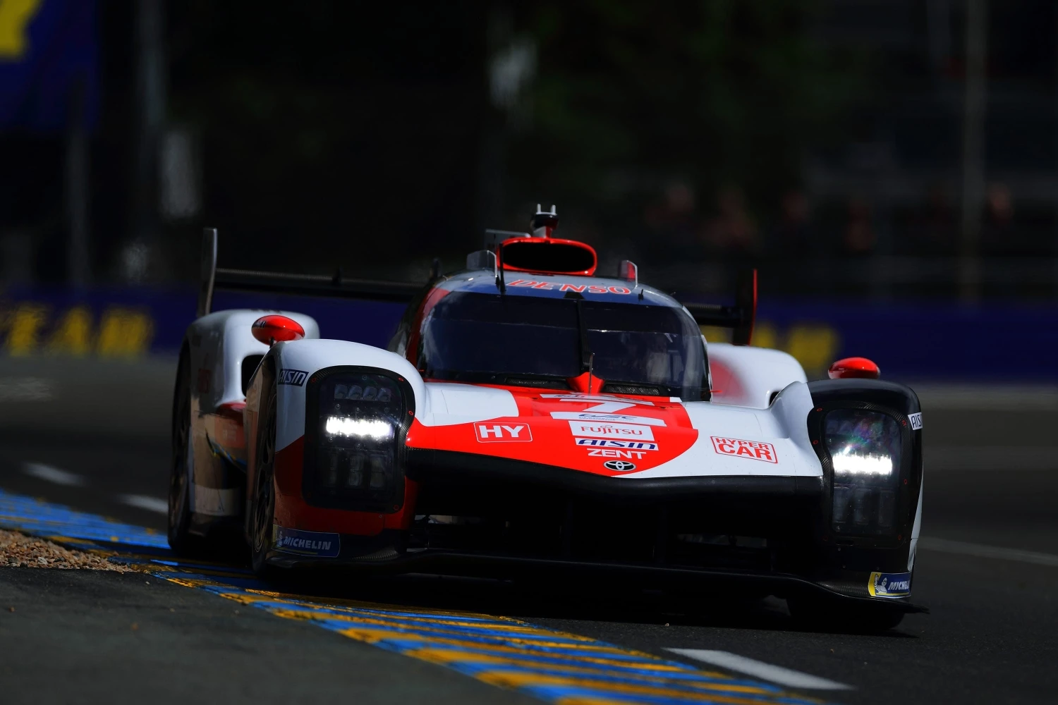 24 Hours of Le Mans: Free Practice 3: Toyota regains control