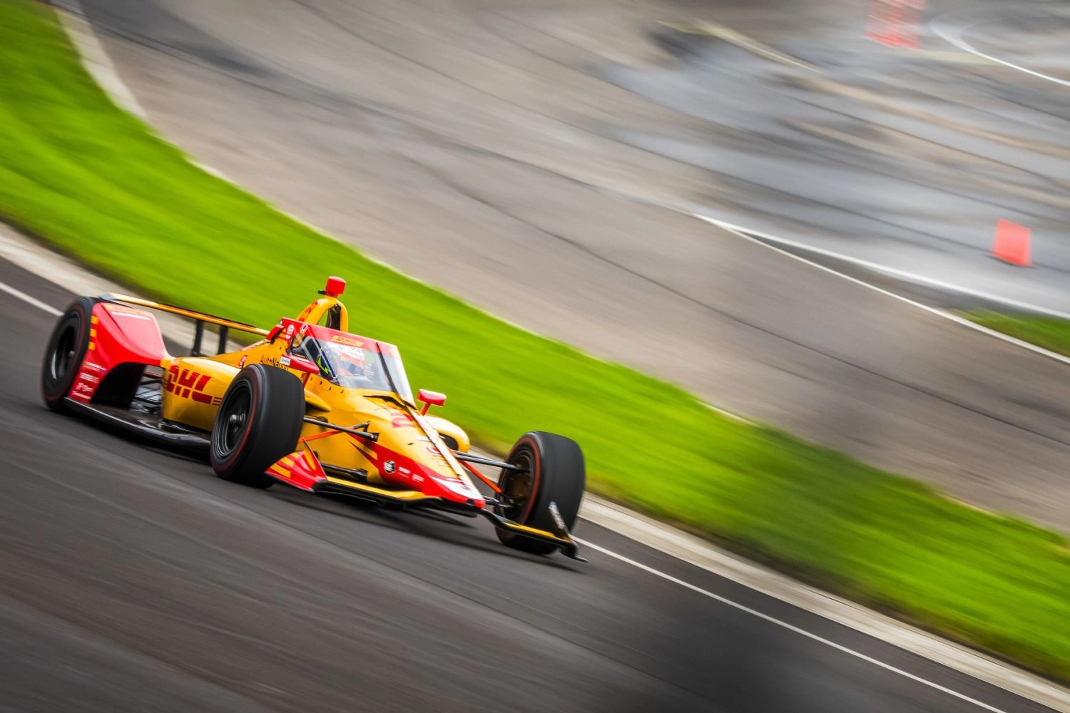 Mario Andretti asks for more respect from F1 teams