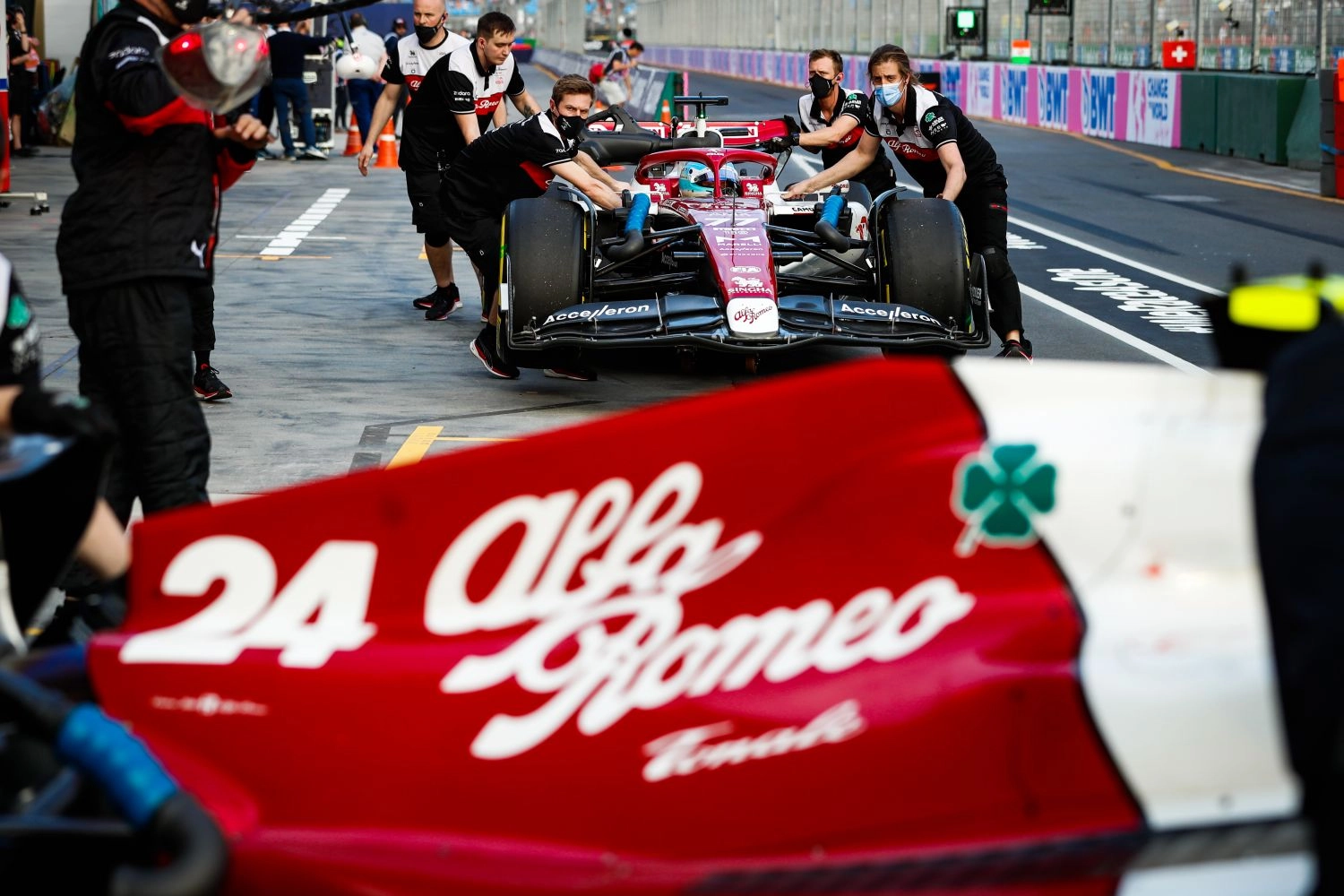 Alfa Romeo is trying to solve its performance problems in qualifying