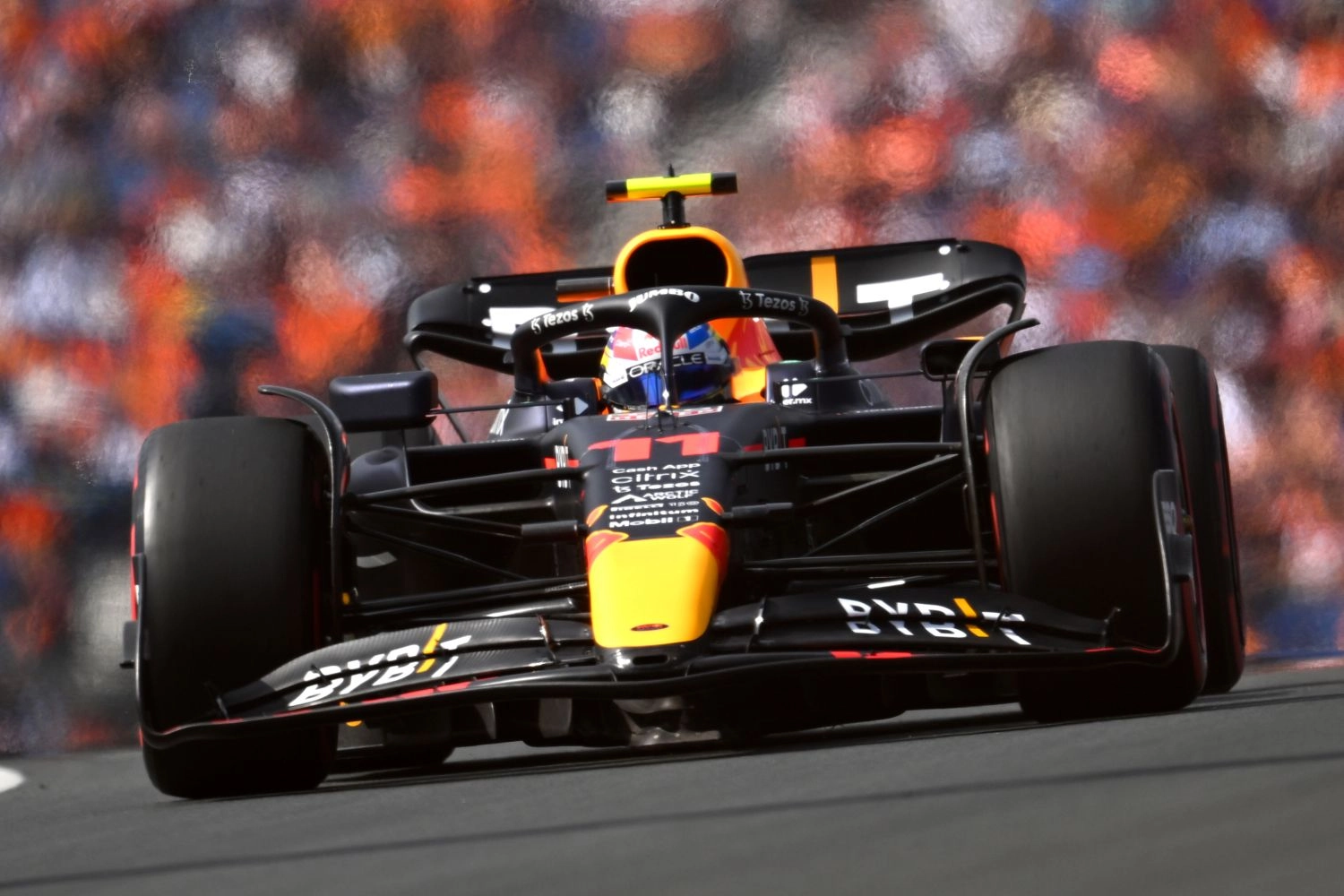 Very large mirrors tested at Zandvoort to improve F1 visibility in 2023