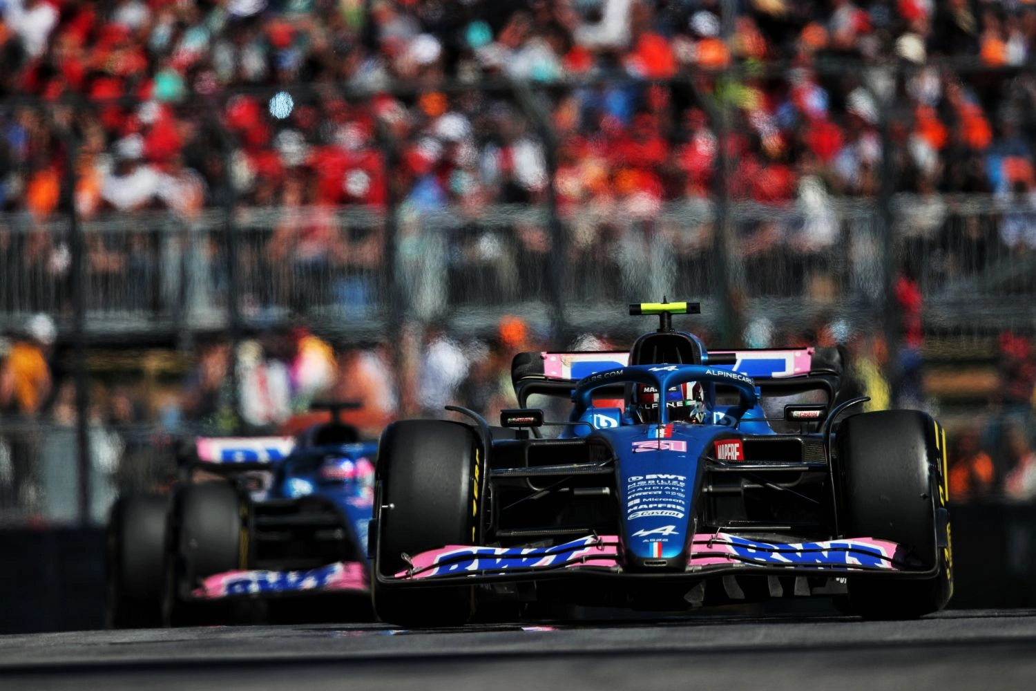 Szafnauer’s anger: “Both drivers have let the team down&”;