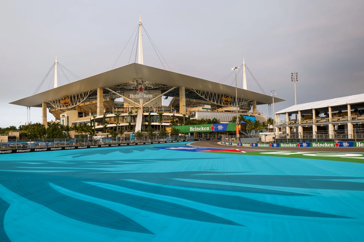 The Miami circuit was repaired during the night from Thursday to Friday