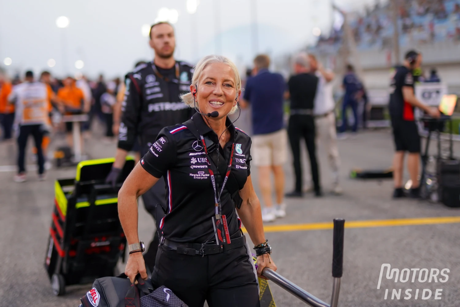 Lewis Hamilton reacts to Angela Cullen’s return to motorsport