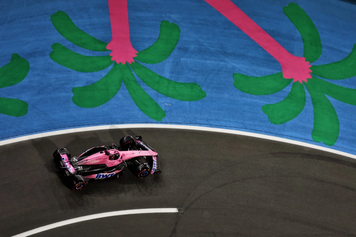 Esteban Ocon scores his first points in F1 in 2023 in Jeddah management