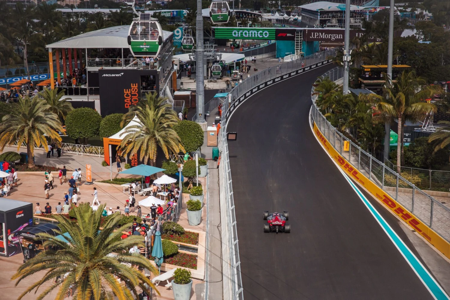 The organization of the Miami GP donates leftovers of food